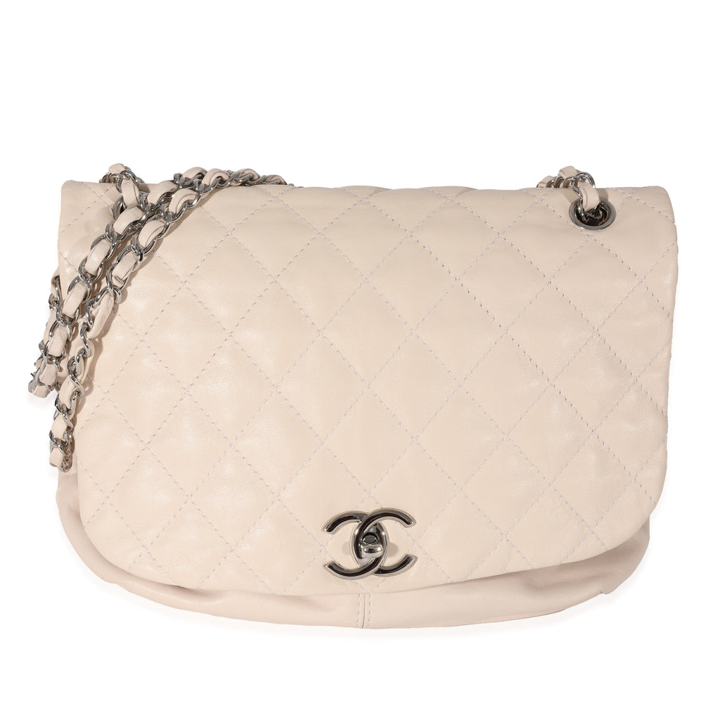 CHANEL CC Quilted Caviar Shoulder Bag in Black 2003  2004  COCOON